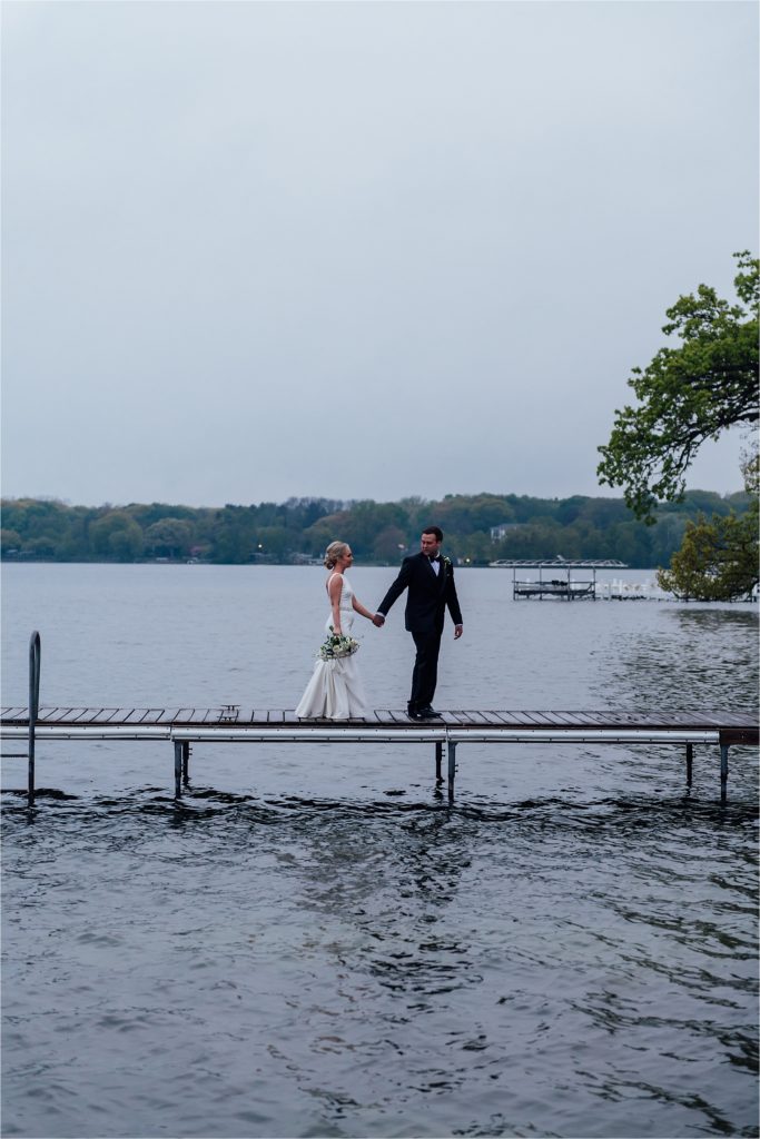 St. Johns Wedding, Oconomowoc Wisconsin wedding, Oconomowoc Lake Club, Wisconsin Wedding Photography